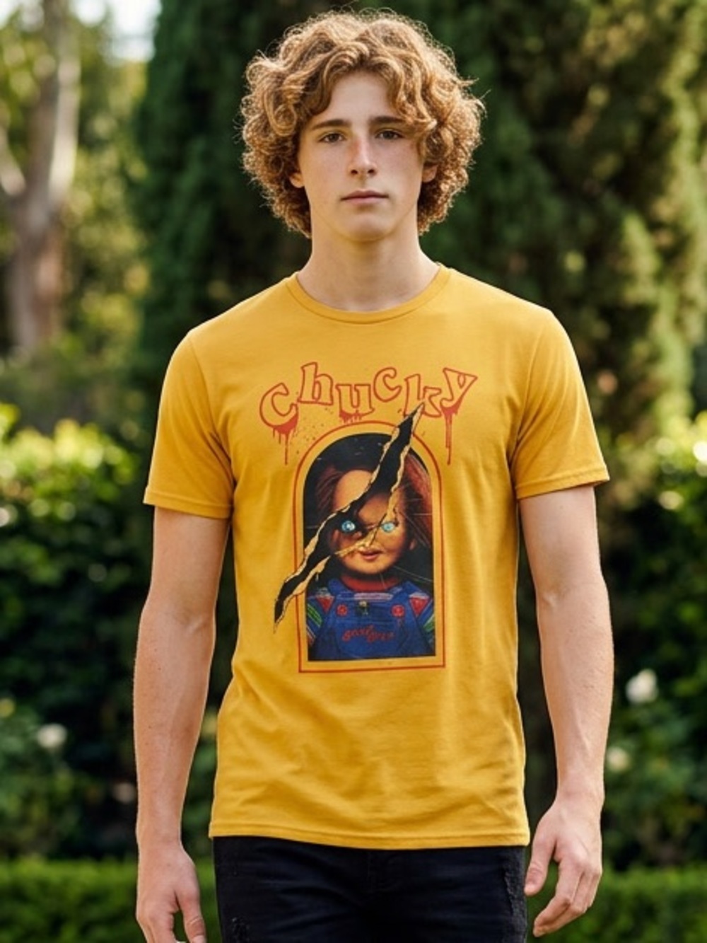 NWOT Unisex Chucky Doll Yellow Short Sleeve Tee Shirt - Size Large